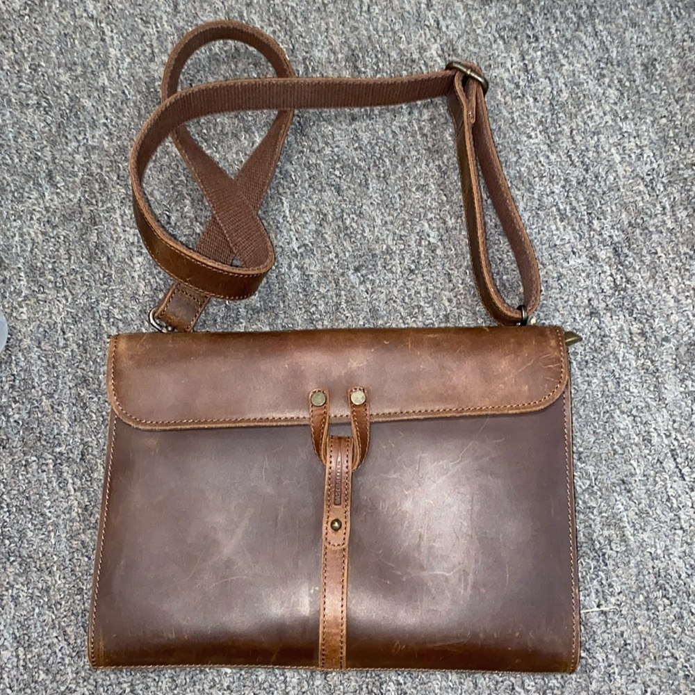 Baseballism Glove Crossbody Bag GORGEOUS  New condition